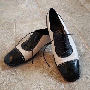 Salvatore Ferragamo Women's Brogues